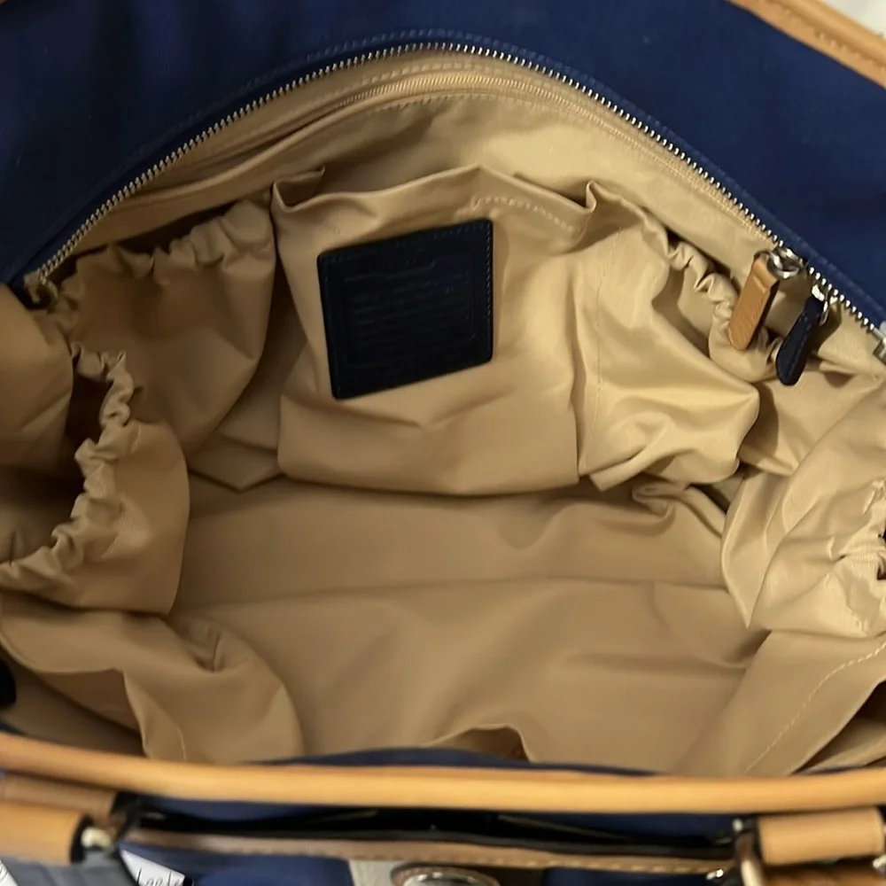 Large Coach tote bag - Picture 2 of 5